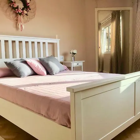 Apartment Cosy In City Center
